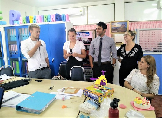 LIFE OF A MYTEFL TEACHER IN THAILAND