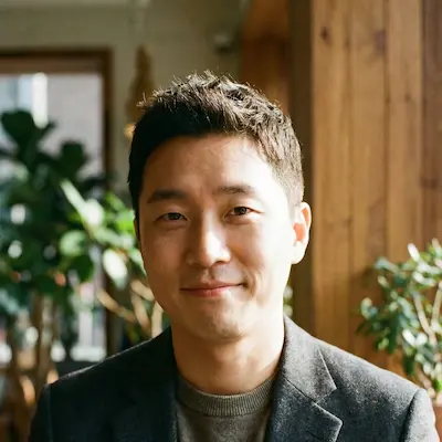 Jung H., myTEFL graduate review photo