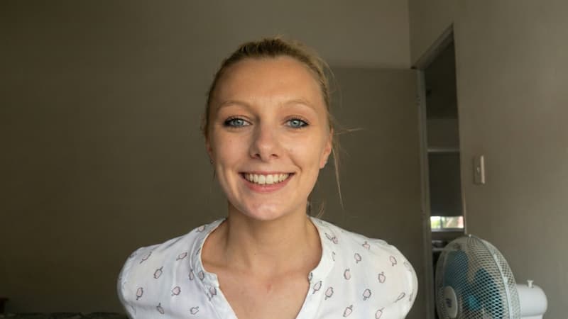 Video review by Kelly, myTEFL graduate teaching in Thailand